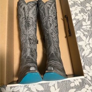 Lane Women's Distressed *Dark Grey* Heeled Boots